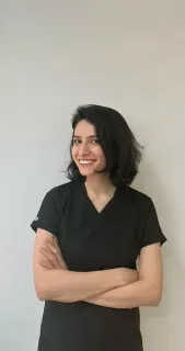 Uzm. Dt. Emine Sak Mortaş profilinde yer alan galeri fotoğrafı.