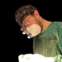 Doç. Dr. Fatih Gül — Kulak Burun Boğaz, Ankara. Portre fotoğrafı.