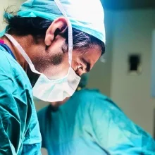 Doç. Dr. Abdulcabbar Kartal — İstanbul. Portre fotoğrafı.