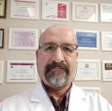 Op. Dr. Ali Kurnaz — Kulak Burun Boğaz, Küçükçekmece, İstanbul. Portre fotoğrafı.