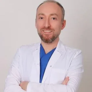 Uzm. Dr. Anıl Makara — Dermatoloji, Bartın. Portre fotoğrafı.