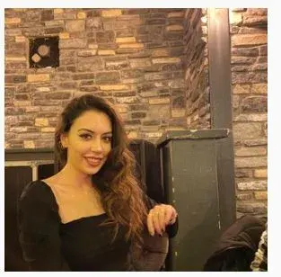 Dkt. Melisa Begüm İpek profilinde yer alan galeri fotoğrafı.