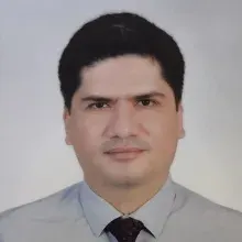 Doç. Dr. Emre Altınkurt — Göz Hastalıkları, İstanbul. Portre fotoğrafı.