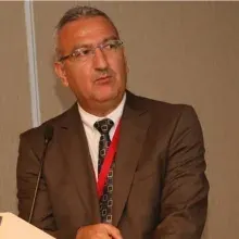 Prof. Dr. Mustafa Ürgüden — Ortopedi Ve Travmatoloji, Konyaaltı, Antalya. Portre fotoğrafı.