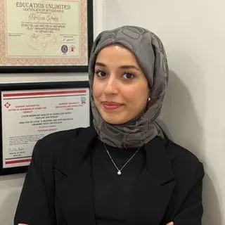 Psk. Ayşe Sena Gözüaçık — Psikoloji, İstanbul. Portre fotoğrafı.