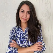 Psk. Deniz Parlak Zengin — Psikoloji. Portre fotoğrafı.