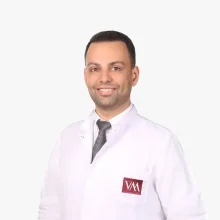 Doç. Dr. Onur Elbasan — Endokrinoloji Ve Metabolizma Hastalıkları, Maltepe, İstanbul. Portre fotoğrafı.
