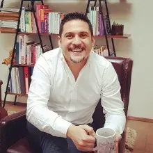 Uzm. Psk. Mehmet Duman — Psikoloji, Adana. Portre fotoğrafı.