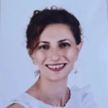 Uzm. Dr. Melek Türkmenoğlu Haltmeier — Psikiyatri, İstanbul. Portre fotoğrafı.