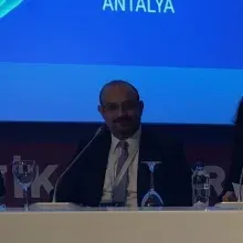 Prof. Dr. İsmail Marakoğlu — Konya. Portre fotoğrafı.