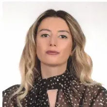 Kl. Psk. Gizem Kalsın — Psikoloji, İstanbul. Portre fotoğrafı.
