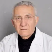 Op. Dr. Mehmet Tezer — Üroloji, Muratpaşa, Antalya. Portre fotoğrafı.