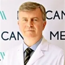 Dr. Öğr. Üyesi Mustafa Temizel — İç Hastalıkları, Beylikdüzü, İstanbul. Portre fotoğrafı.