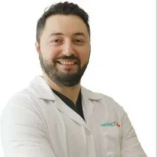 Op. Dr. Can Demir — Göz Hastalıkları, İzmit, Kocaeli. Portre fotoğrafı.