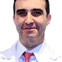 Prof. Dr. Deniz Konya — Beyin Ve Sinir Cerrahisi, Üsküdar, İstanbul. Portre fotoğrafı.