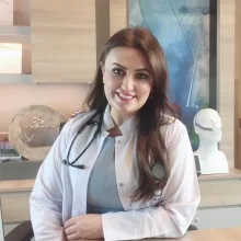 Dr. Öğr. Üyesi Gülseren Sağcan — Göğüs Hastalıkları, Üsküdar, İstanbul. Portre fotoğrafı.