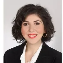 Uzm. Psk. Damla Işık Barry — Psikoloji, Ankara. Portre fotoğrafı.