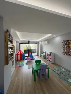 Uzm. Dkt. Elif Yılmaz profilinde yer alan galeri fotoğrafı.