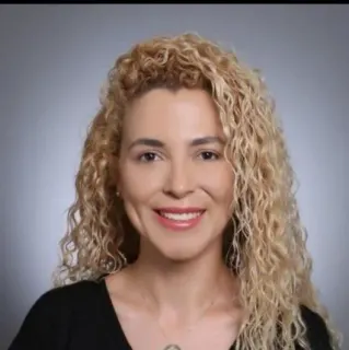 Uzm. Dr. Emine Merve Kalınlı Sarıgül profilinde yer alan galeri fotoğrafı.