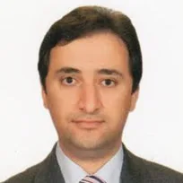 Uzm. Fzt. Hakan Özdemir — Fizyoterapi Ve Rehabilitasyon, İstanbul. Portre fotoğrafı.