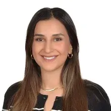 Kl. Psk. Esin Gümüşoğlu Durukan — Psikoloji, İstanbul. Portre fotoğrafı.