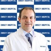 Dr. Öğr. Üyesi Umut Serhat Ektirici — Genel Cerrahi, Pendik, İstanbul. Portre fotoğrafı.