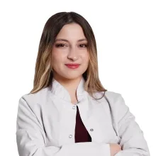 Psk. Pınar Altun — Psikoloji, İstanbul. Portre fotoğrafı.