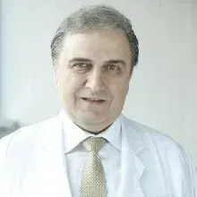 Op. Dr. Osman Denizhan Özgün — Kadın Hastalıkları Ve Doğum, Etimesgut, Ankara. Portre fotoğrafı.