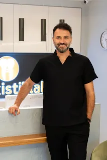 Dt. Mehmet Yiğit profilinde yer alan galeri fotoğrafı.