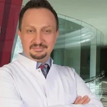Doç. Dr. M.Okan İstanbulluoğlu — Üroloji, İzmit, Kocaeli. Portre fotoğrafı.