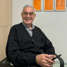 Op. Dr. Ferat Erol — Kadın Hastalıkları Ve Doğum, Adana. Portre fotoğrafı.