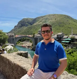 Dt. Batuhan Küçükoğlu profilinde yer alan galeri fotoğrafı.