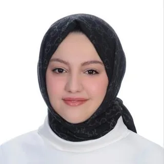 Kl. Psk. Betül Buse Oruç Demir — Psikoloji, İstanbul. Portre fotoğrafı.