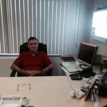 Prof. Dr. Tansel Ünsaldı — Ortopedi Ve Travmatoloji, Ankara. Portre fotoğrafı.