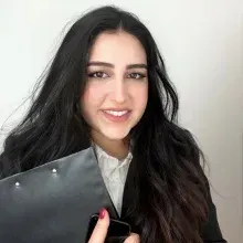 Psk. Asya Kayaslan — Psikoloji. Portre fotoğrafı.