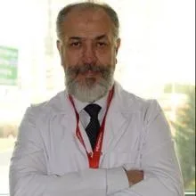 Prof. Dr. Attila Saygı — Göğüs Hastalıkları, Ataşehir, İstanbul. Portre fotoğrafı.