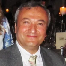 Prof. Dr. Reha Artan — Antalya. Portre fotoğrafı.