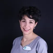Dt. Hatice Betül Saylar — Diş Hekimi, Çankaya, Ankara. Portre fotoğrafı.