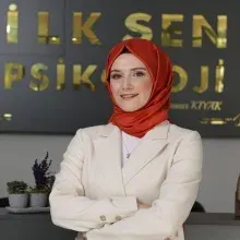 Kl. Psk. Senanur Kıyak Geyve — Psikoloji, Kocaeli. Portre fotoğrafı.