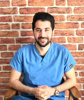 Dt. Muammer Küçük profilinde yer alan galeri fotoğrafı.