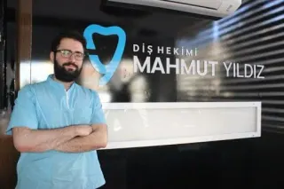 Dt. Mahmut Yıldız profilinde yer alan galeri fotoğrafı.