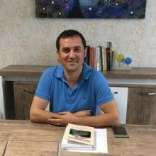 Uzm. Dr. Ömer Kocael — Çocuk ve Ergen Psikiyatrisi, Bursa. Portre fotoğrafı.