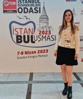 Uzm. Dt. Merve Özkan Akagündüz profilinde yer alan galeri fotoğrafı.