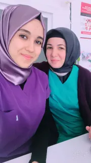 Op. Dr. Feyza Özçelik profilinde yer alan galeri fotoğrafı.