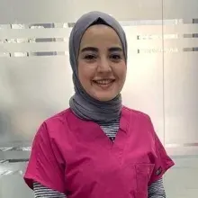 Dt. Merve Gül Ulu — Diş Hekimi, Mamak, Ankara. Portre fotoğrafı.