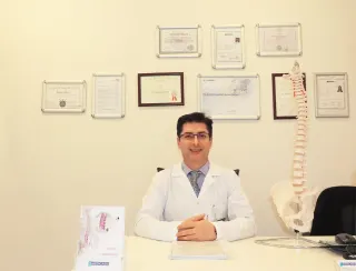 Prof. Dr. Hayati Aygün profilinde yer alan galeri fotoğrafı.