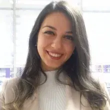 Uzm. Psk. Melisa Aslıhan Arslan — Psikoloji, İstanbul. Portre fotoğrafı.