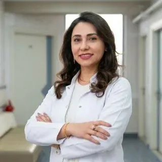 Op. Dr. Aygun Akberova Bahtiyar — Kadın Hastalıkları Ve Doğum, Bayraklı, İzmir. Portre fotoğrafı.