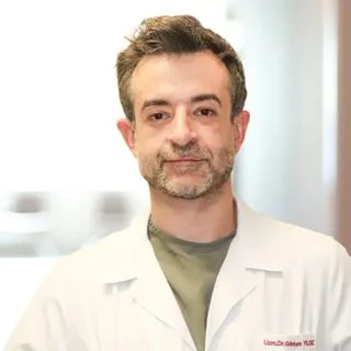 Uzm. Dr. Görkem Yıldız — Kardiyoloji, Yenimahalle, Ankara. Portre fotoğrafı.
