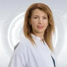 Op. Dr. Sezin Yalçın Aykaç — Göz Hastalıkları, Bursa. Portre fotoğrafı.